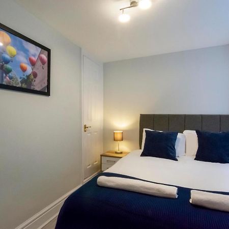 Free Parking! Very Large 2 Bedroom Clifton Flat Bristol Buitenkant foto