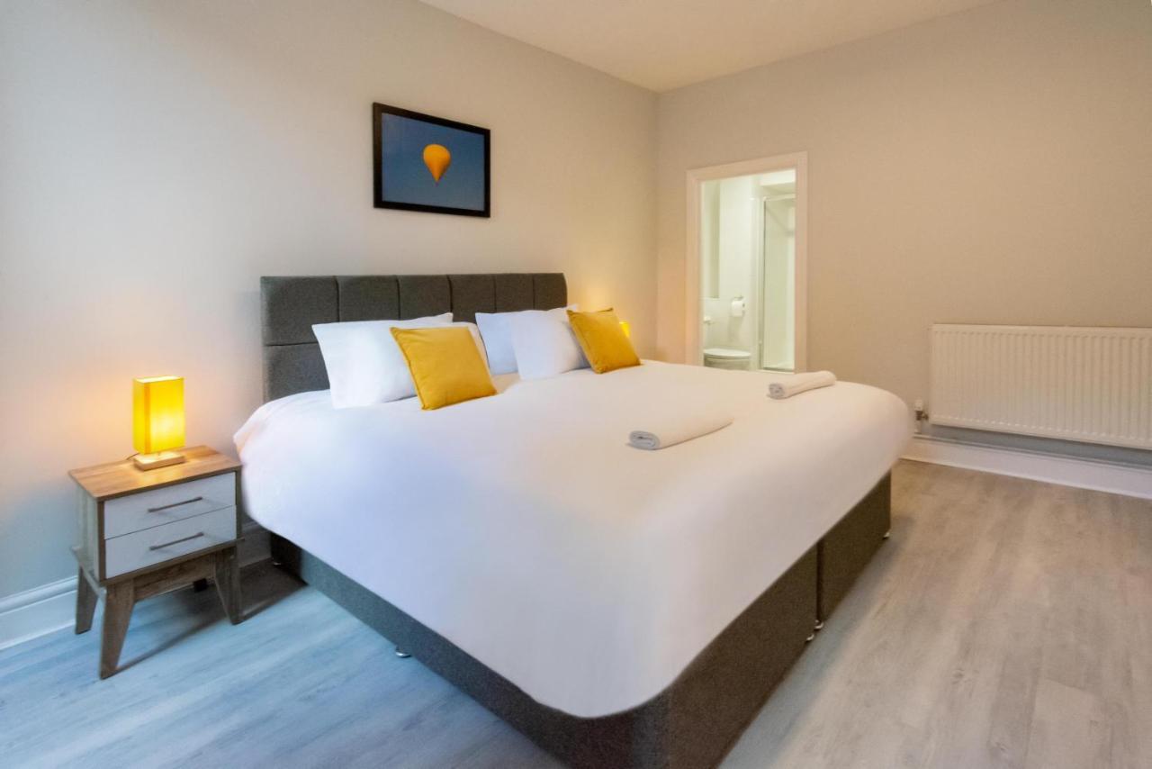 Free Parking! Very Large 2 Bedroom Clifton Flat Bristol Buitenkant foto