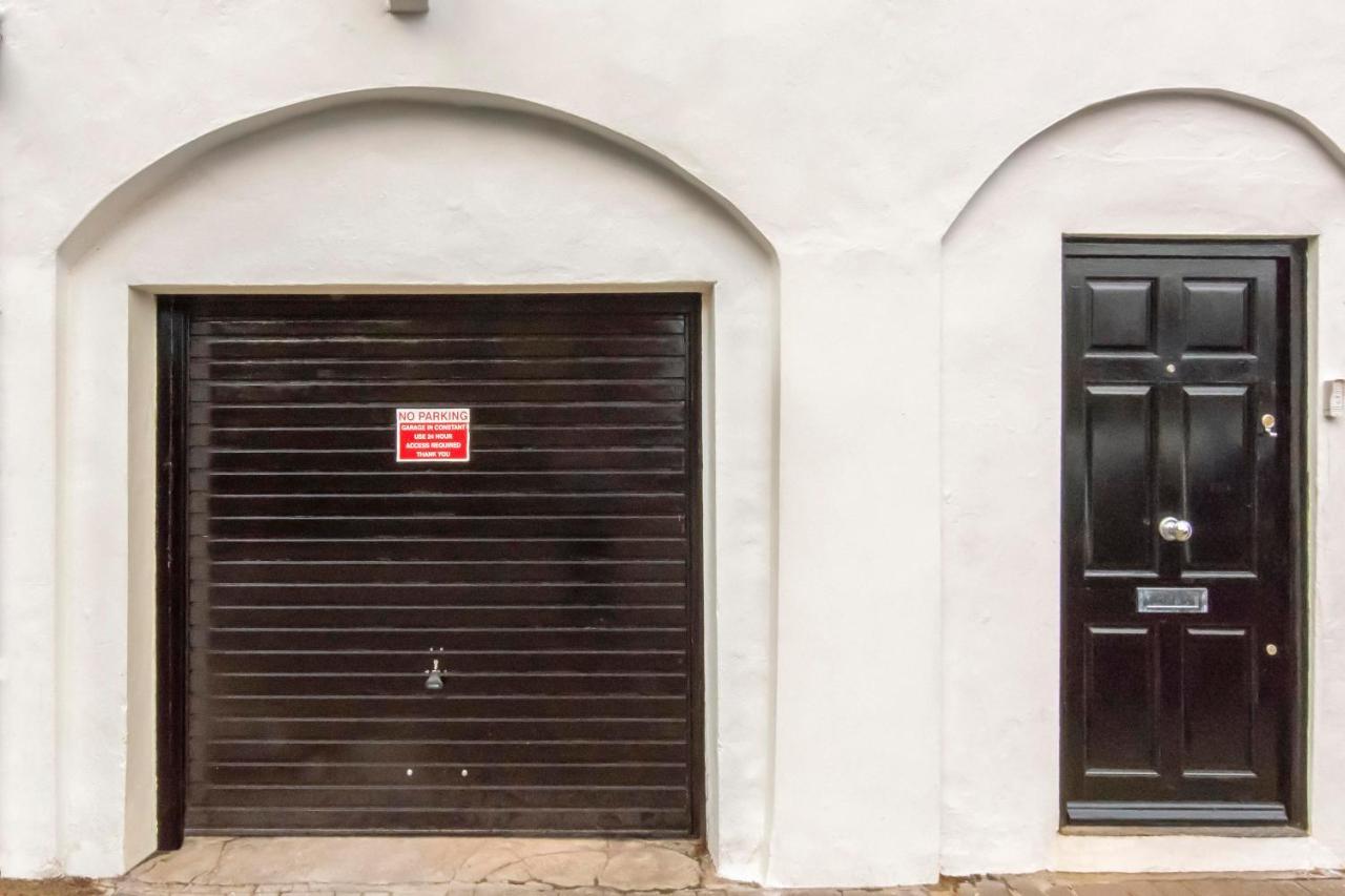 Free Parking! Very Large 2 Bedroom Clifton Flat Bristol Buitenkant foto